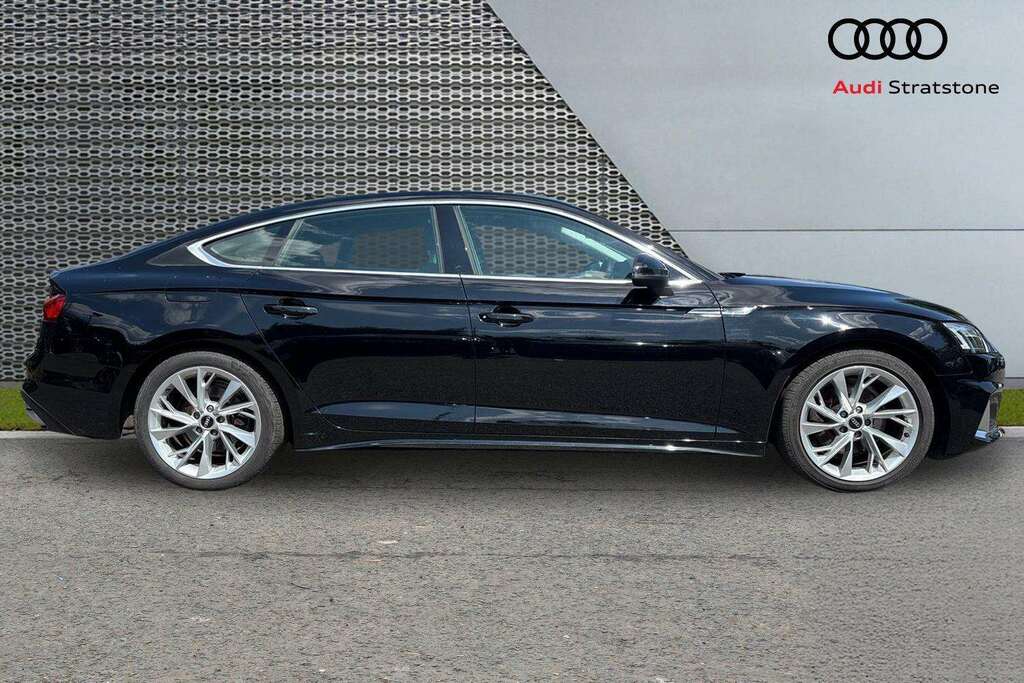 Audi A5 35 Tfsi Sport S Tronic 2022 HJ22VWW Black #4