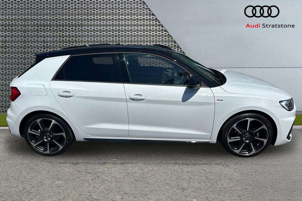 Audi A1 30 Tfsi 110 Black Edition 2023 EF23FTZ White #3