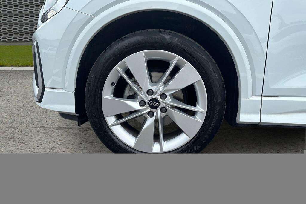 Audi Q2 35 Tfsi S Line S Tronic 2025 MV75LZE White #5