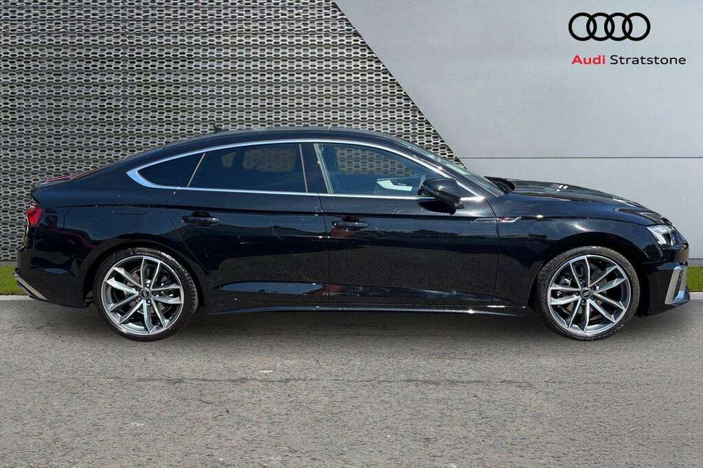 Audi A5 35 Tfsi S Line S Tronic Comfortsound 2023 Black #4
