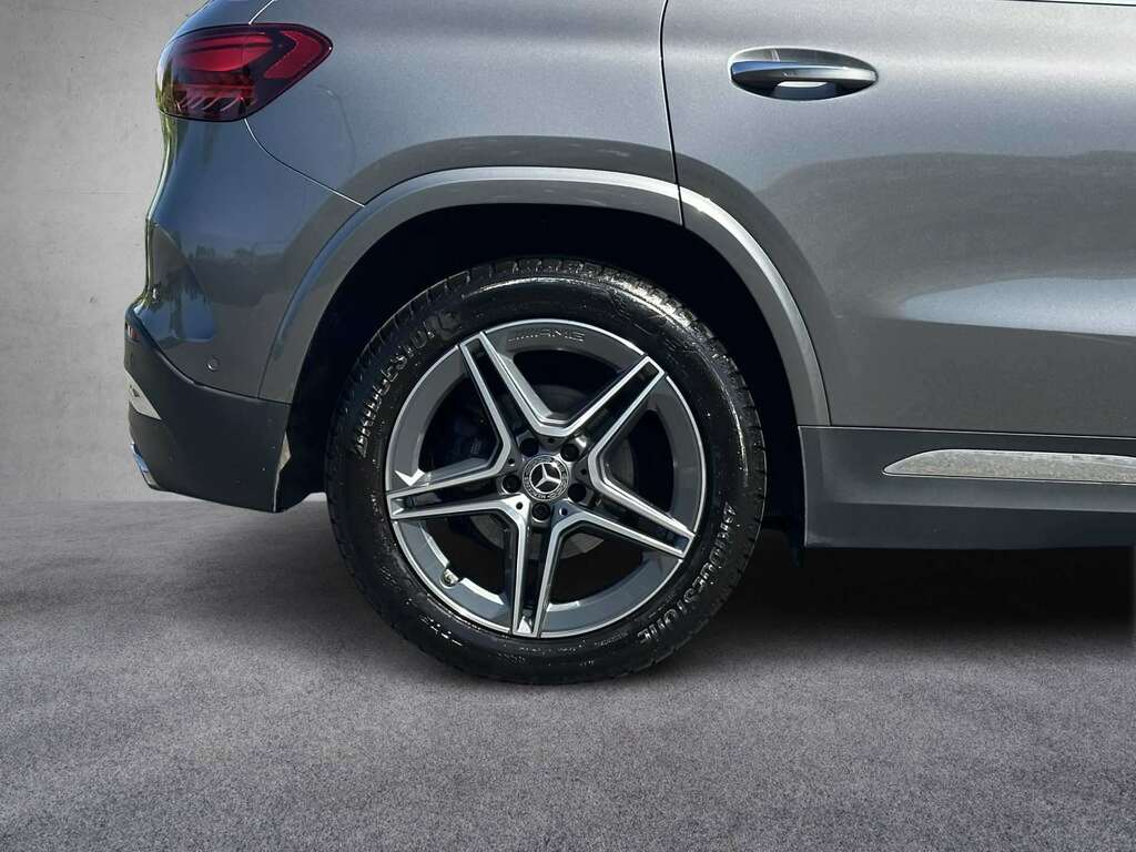 Mercedes-Benz GLA Class 200 Amg Line Premium 2024 YE74LZR Grey #5