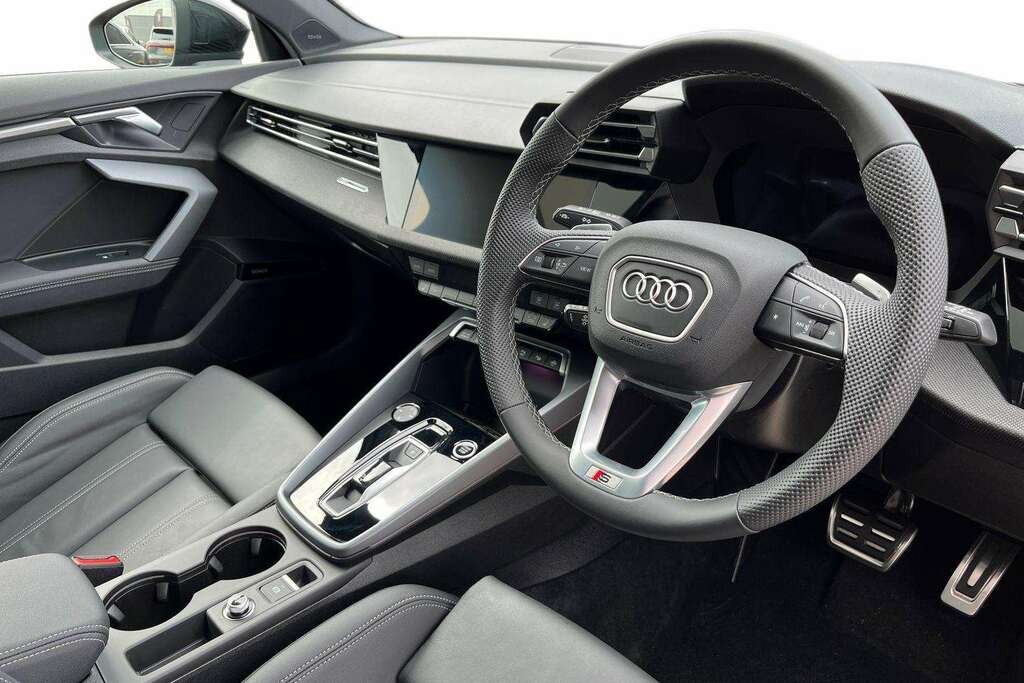 Audi A3 1.5 Tfsi 150 Black Edition S Tronic 2025 DF75HYP Black #6