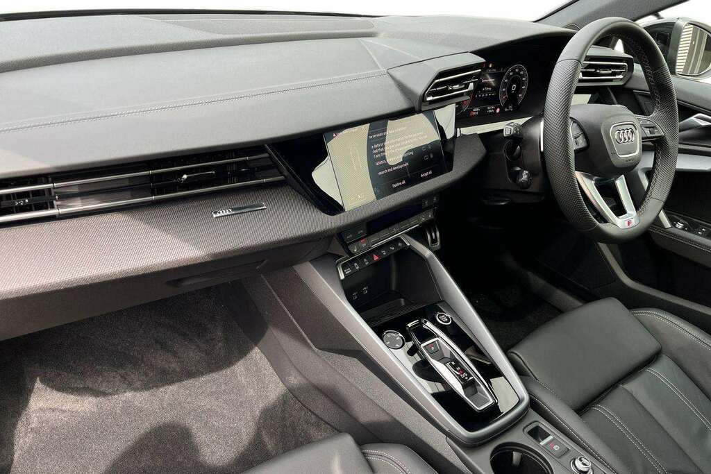 Audi A3 1.5 Tfsi 150 Black Edition S Tronic 2025 DF75HYP Black #2