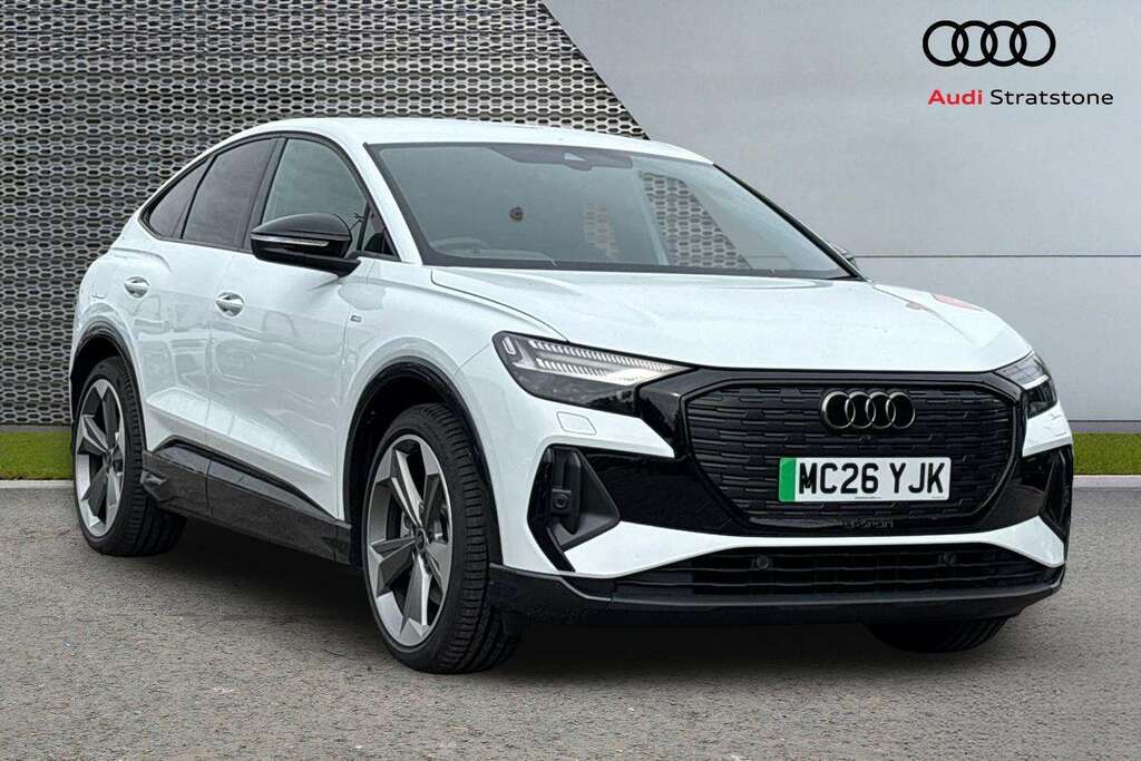 Audi Q4 E Tron 210Kw 45 82Kwh Black Edition 2026 White