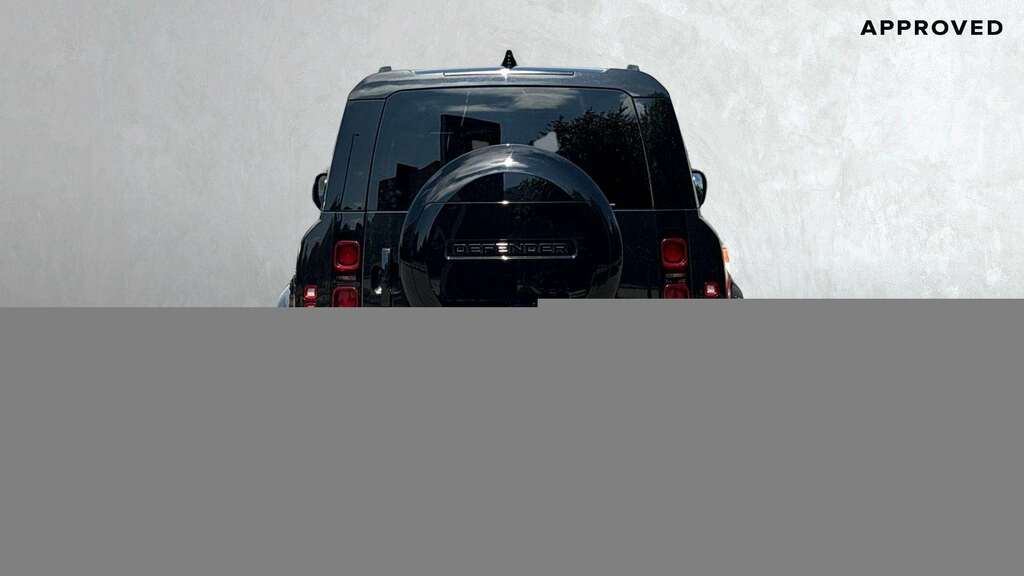 Land Rover Defender 110 3.0 D300 X-dynamic Hse 110 7 Seat 2022 Black #3