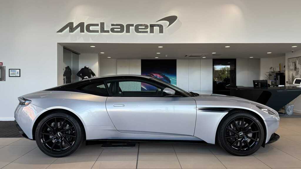 Aston Martin DB11 V8 Touchtronic 2018 Silver