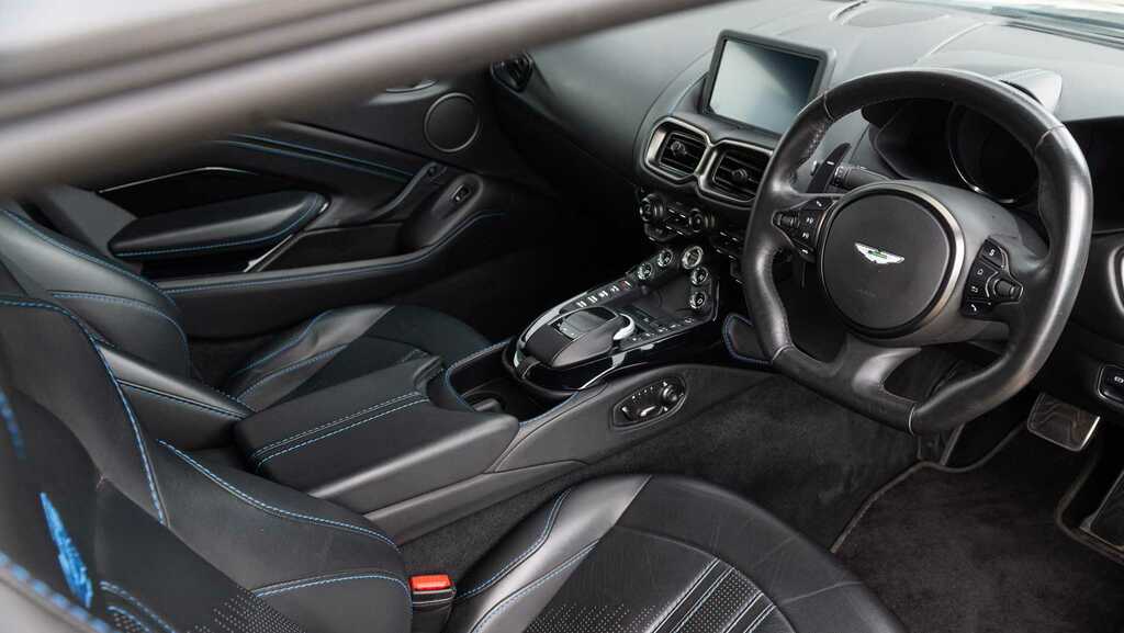 Aston Martin Vantage Zf 8 Speed 2021 Grey #3