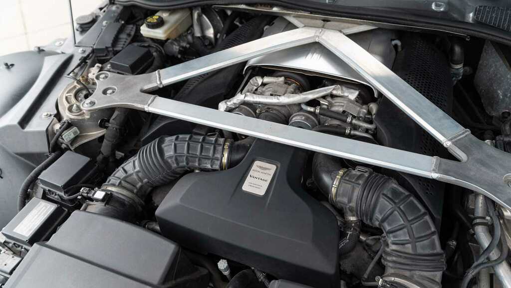 Aston Martin Vantage 4.0 V8 Roadster Euro 6 2-Door  #11