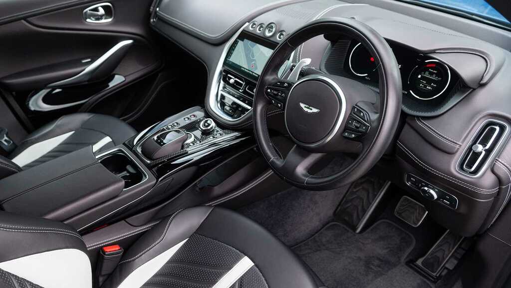 Aston Martin DBX Hatchback Grey #2