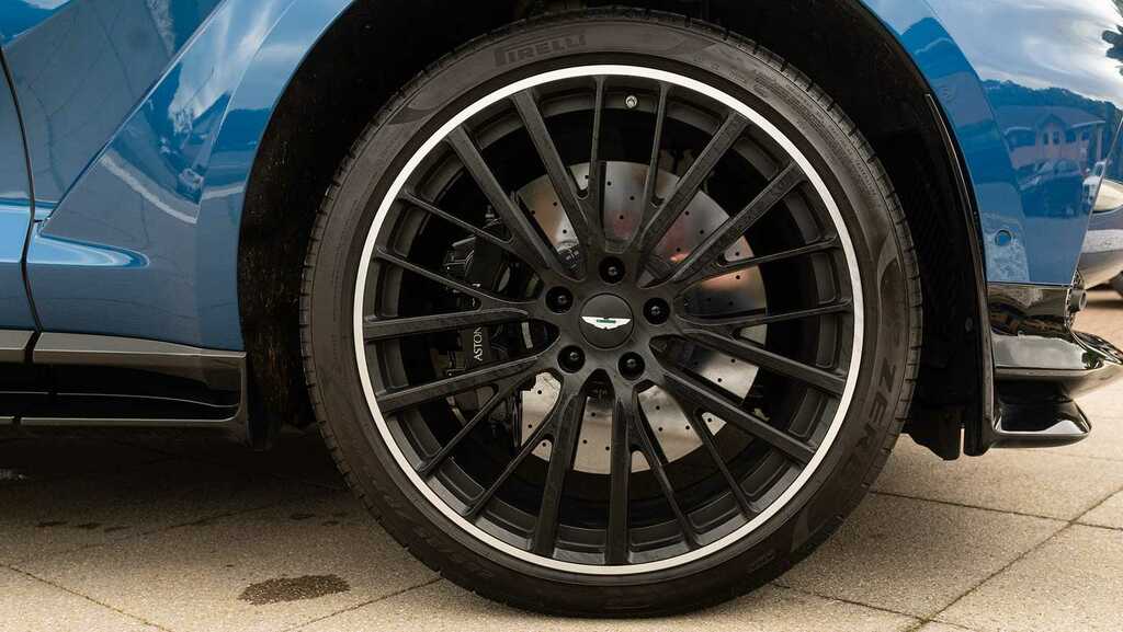 Aston Martin DBX Hatchback Grey #3