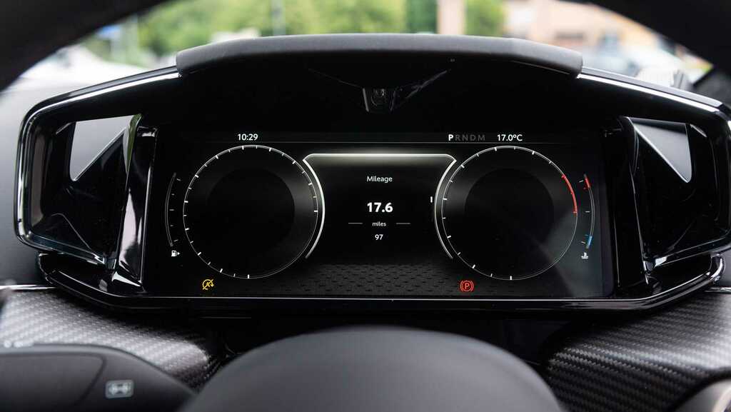 Aston Martin Vantage V8 2026 LJ26PBX Blue #4