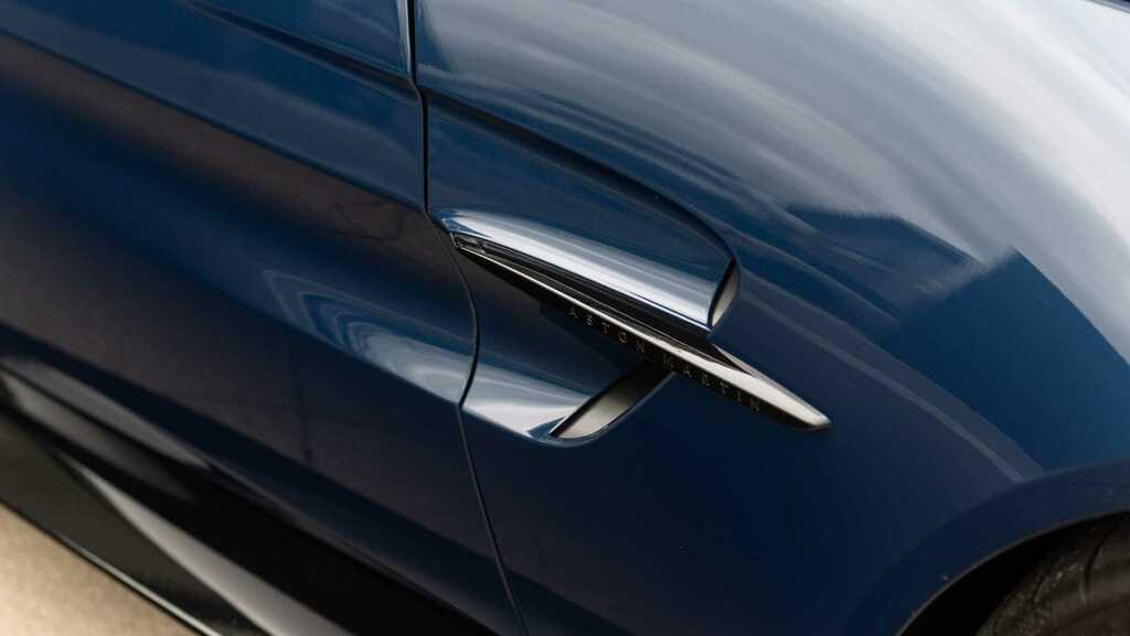Aston Martin Vantage V8 2026 LJ26PBX Blue #6