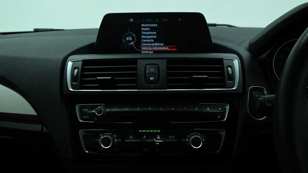 BMW 2 Series 218I Se 2016 White #4