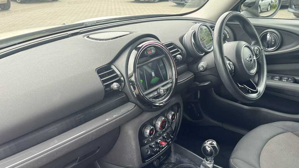 Mini Clubman Clubman Cooper D Classic Black #7