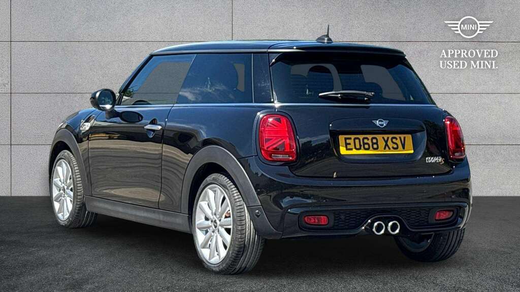 Mini Hatch 2.0 Cooper S II 2018 EO68XSV Black #2