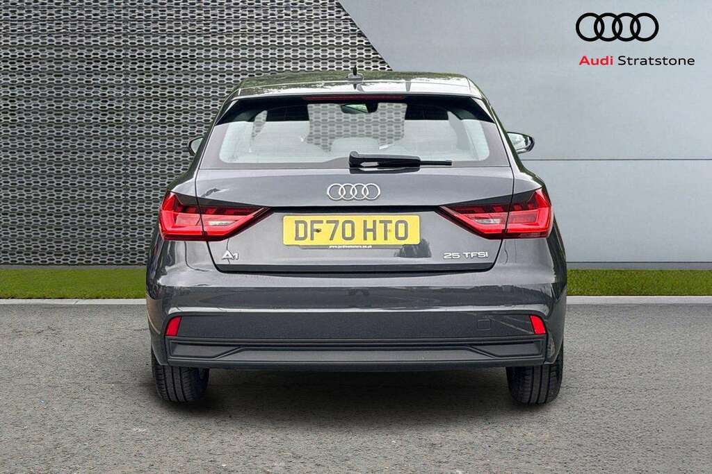 Audi A1 25 Tfsi Technik S Tronic 2021 Grey #6