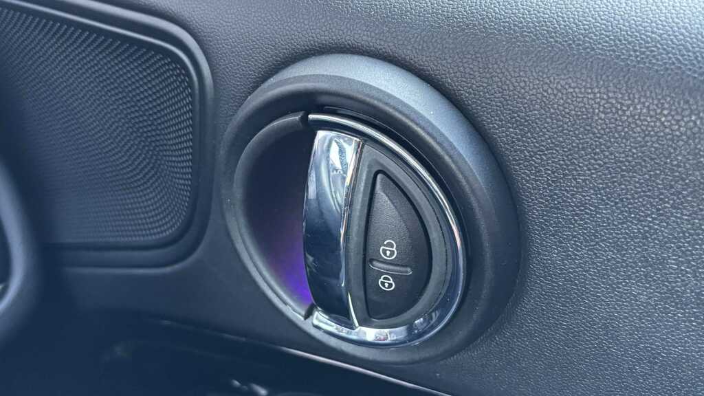 Mini Countryman 1.5 10Kwh Cooper Se Classic Suv Plug-in Black #27