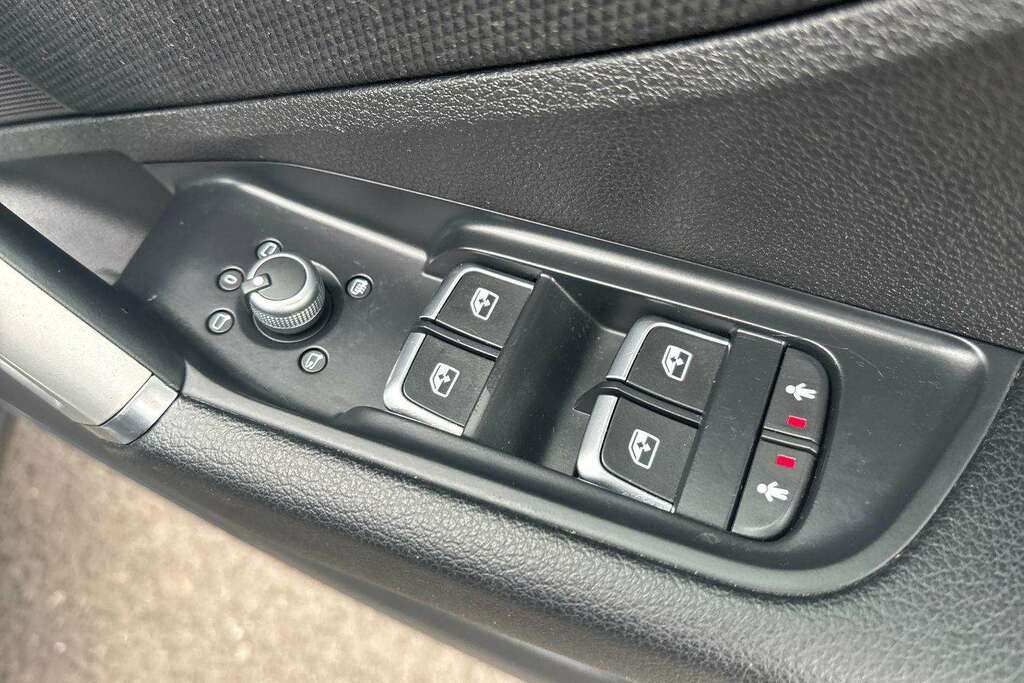 Audi Q2 1.0 Tfsi 30 Sport Suv Euro 6 S Black #12