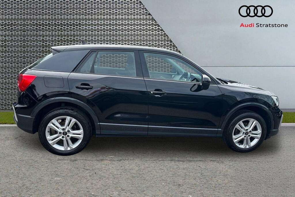 Audi Q2 30 Tfsi Sport 2023 MM23KWZ Black #2