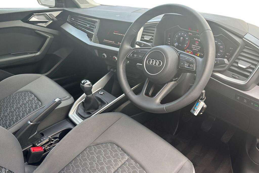 Audi A1 30 Tfsi Sport 2024 MW74HNB #6