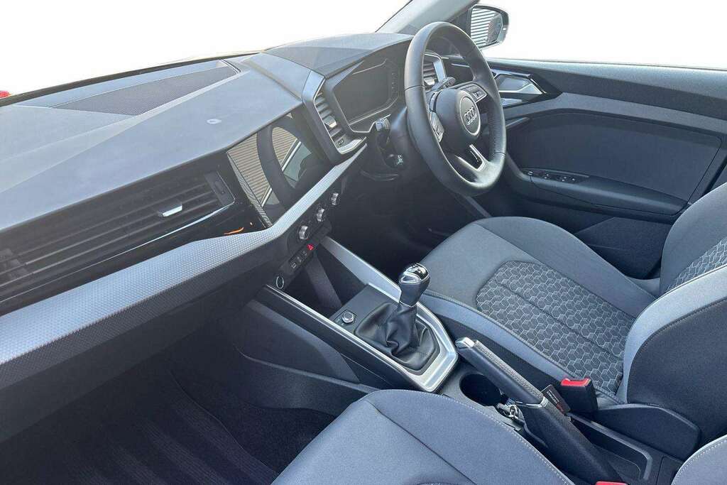 Audi A1 30 Tfsi Sport 2024 MW74HNB #2