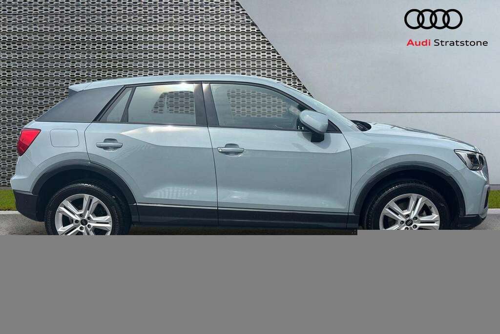 Audi Q2 30 Tfsi Sport 2023 MV73ZTU Grey #4