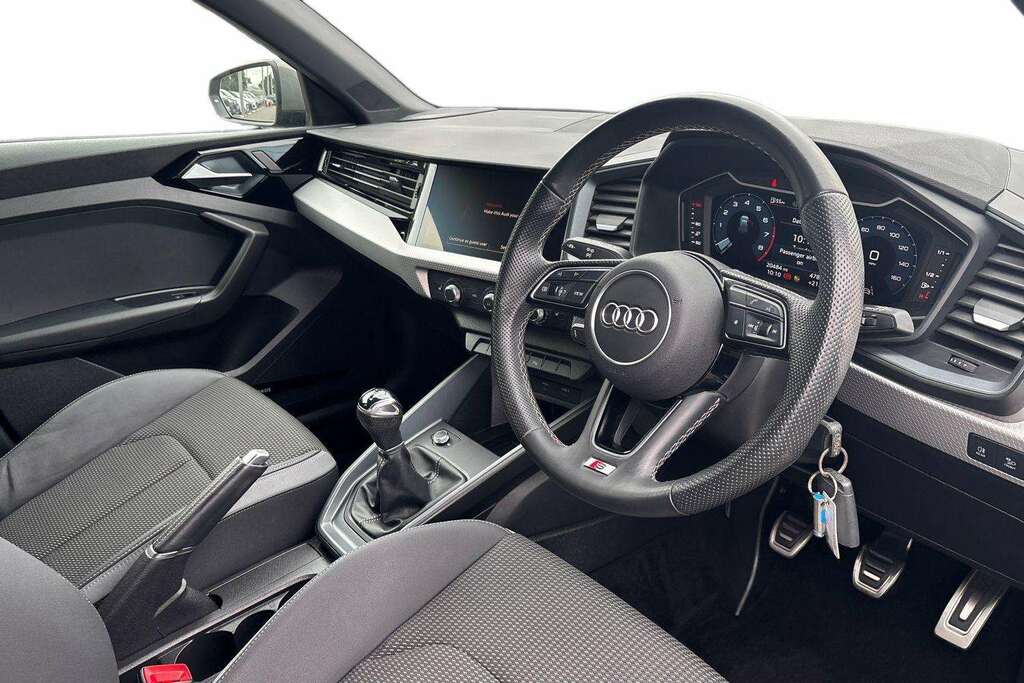 Audi A1 25 Tfsi S Line 2024 MH73GYX Grey #5