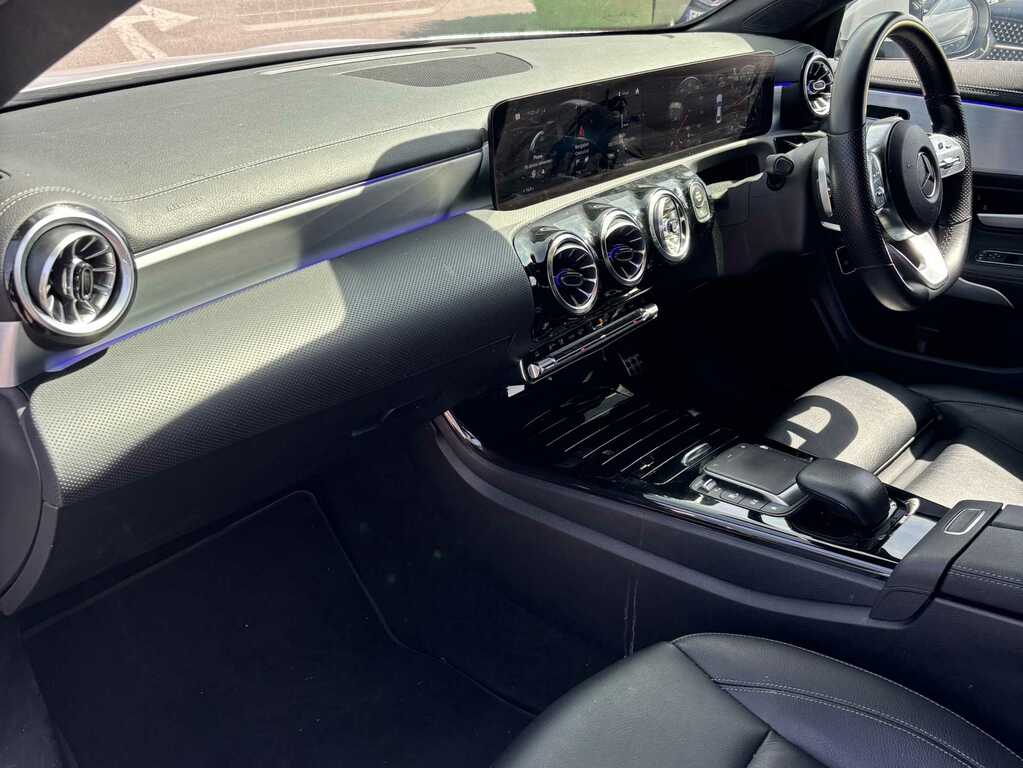 Mercedes-Benz CLA Class 1.3 Cla180 Amg Line Coupe 7G-dct Euro 6 Black #20