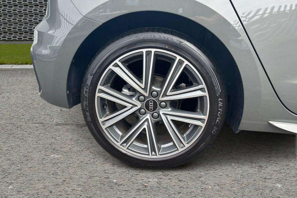 Audi A1 30 Tfsi S Line S Tronic 2024 MJ74FDC Grey #3