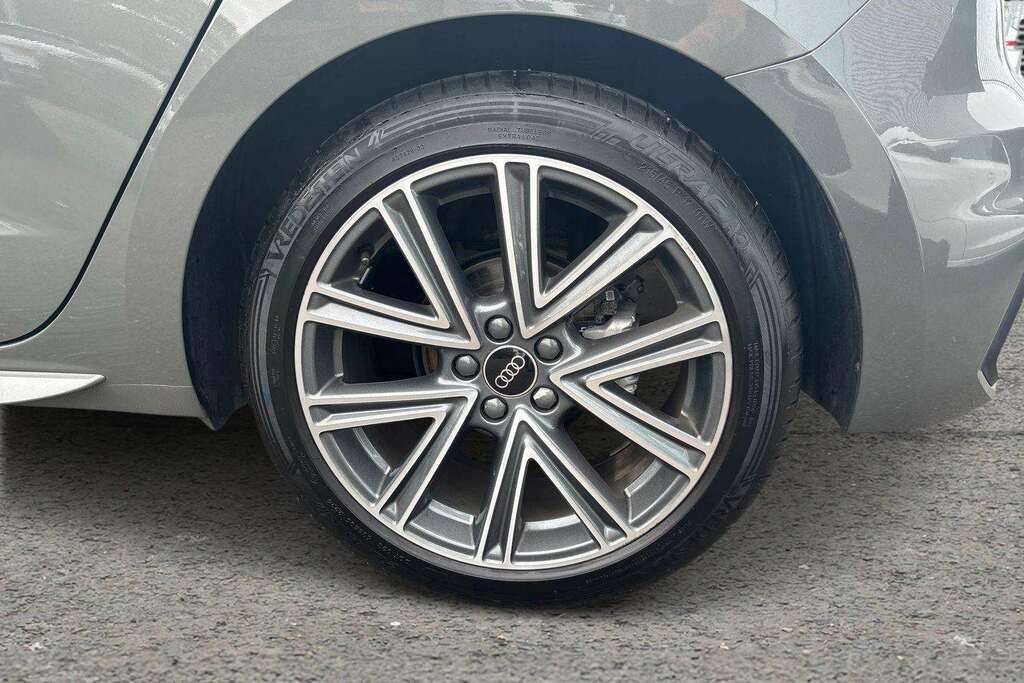 Audi A1 30 Tfsi S Line S Tronic 2024 MJ74FDC Grey #5