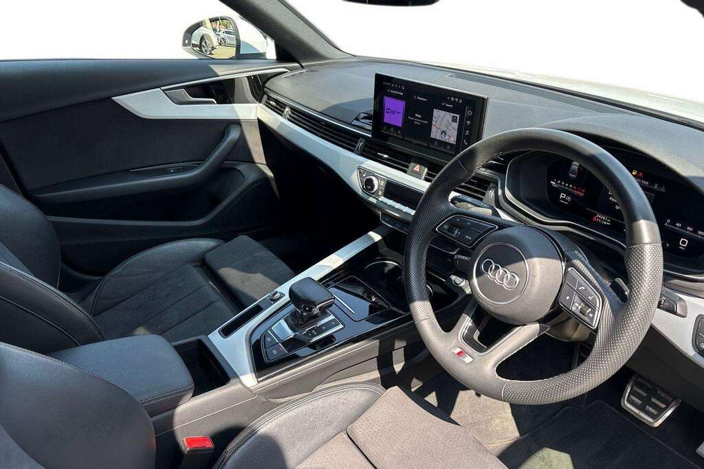 Audi A4 35 Tfsi S Line S Tronic 2024 KF73DNN White #5