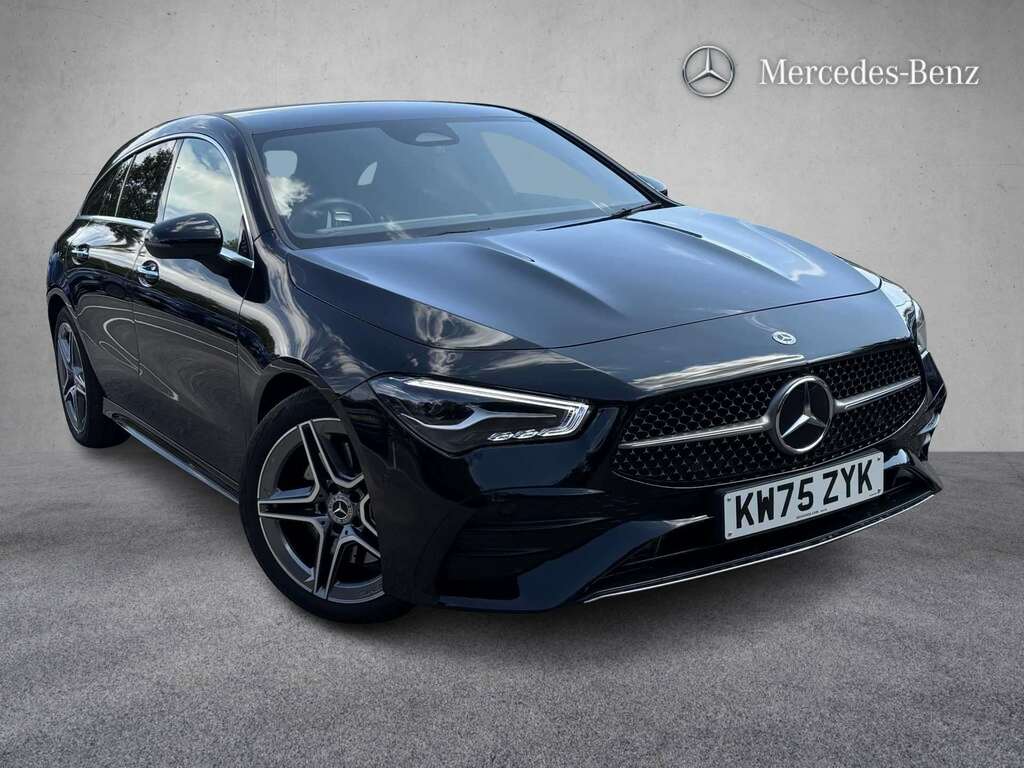 Mercedes-Benz CLA Class 200 Amg Line Executive Tip 2026 Black