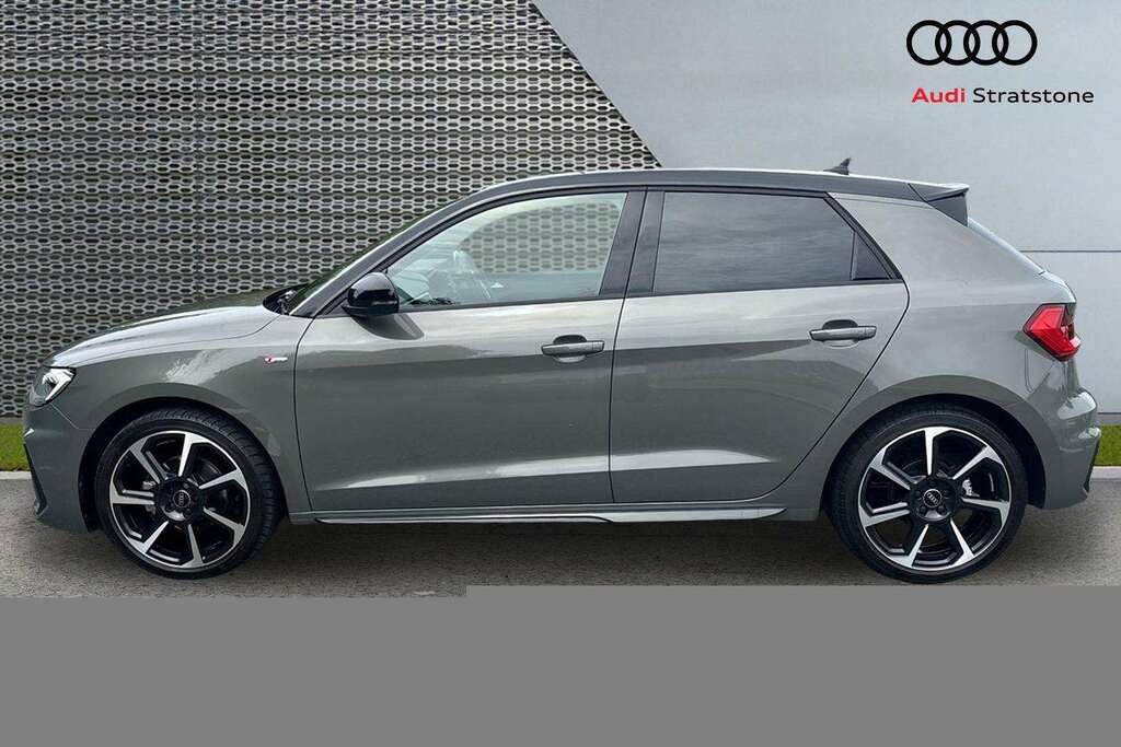 Audi A1 35 Tfsi Black Edition S Tronic 2025 MJ25VLH #6