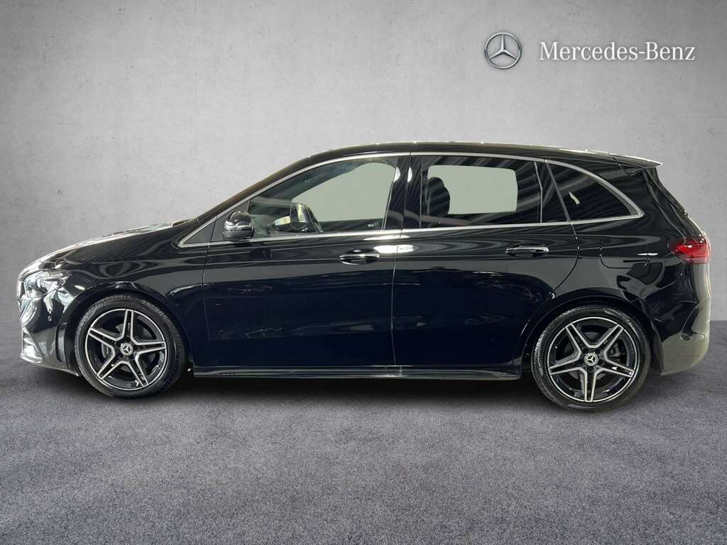 Mercedes-Benz B Class B200 Amg Line Executive 2026 Black #4