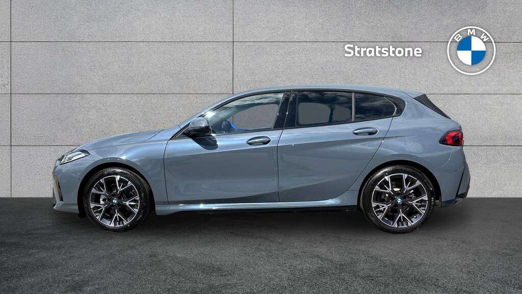 BMW 1 Series 120 M Sport Step 2026 AV26NNG #4
