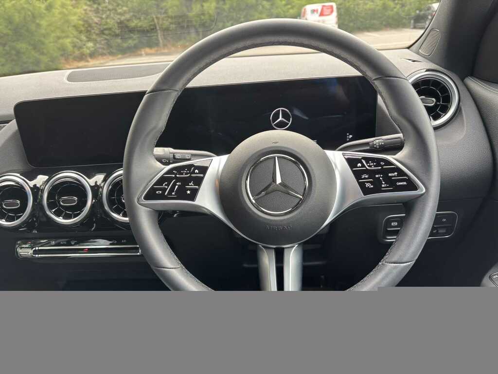 Mercedes-Benz GLA Class 200 Sport Executive 2024 EK24BGZ Grey #4