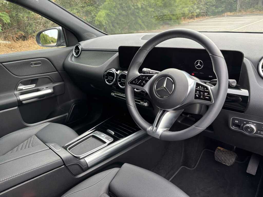Mercedes-Benz GLA Class 200 Sport Executive 2024 EK24BGZ Grey #2