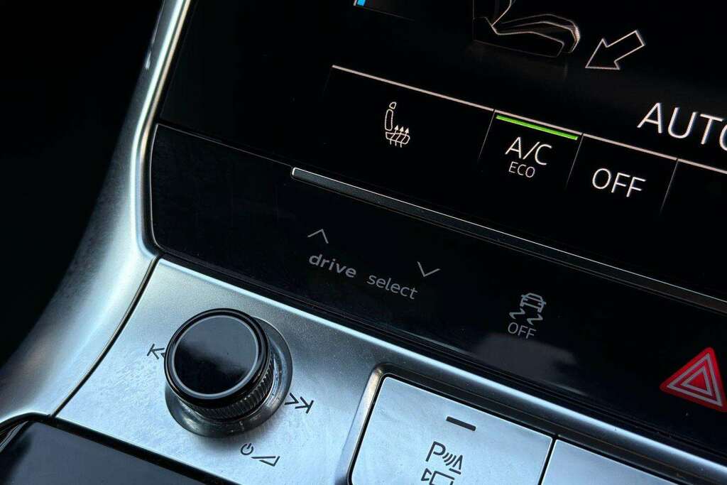 Audi A7 Black Edition Black #28