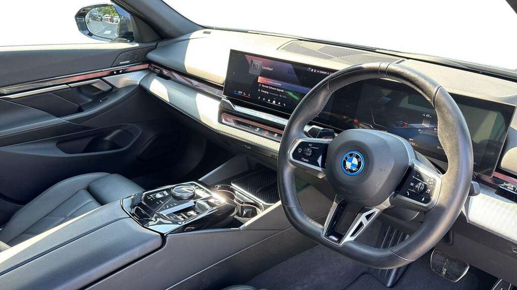 BMW i5 250Kw Edr40 M Sport Pro 84Kwh At Teccmf22kw Grey #6