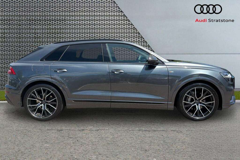 Audi Q8 55 Tfsi Quattro Black Edition Tiptronic 2021 Grey #4