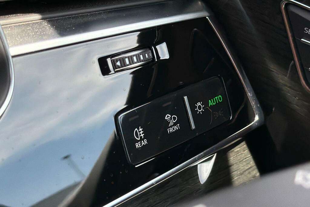 Audi Q8 Audi Estate 55 Tfsi Quattro Vorsprung Tiptroni Grey #34