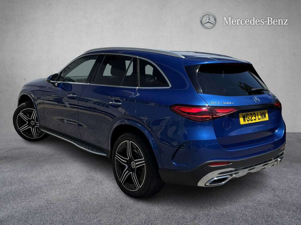 Mercedes-Benz GLC Class 300E 4Matic Amg Line Premium 9G-tronic 2023 Blue #2