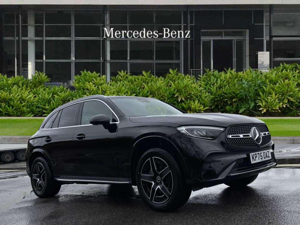Mercedes-Benz GLC Class 300E 4Matic Amg Line 9G-tronic 2025 Black