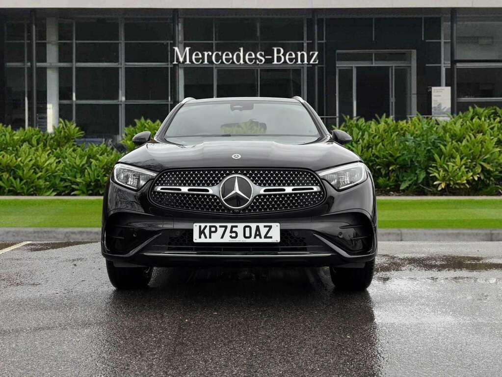 Mercedes-Benz GLC Class 300E 4Matic Amg Line 9G-tronic 2025 Black #4