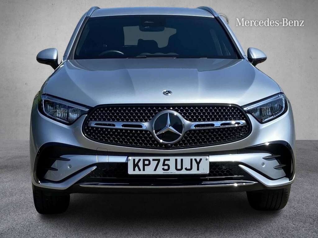 Mercedes-Benz GLC Class 300E 4Matic Amg Line 9G-tronic 2025 Silver #2