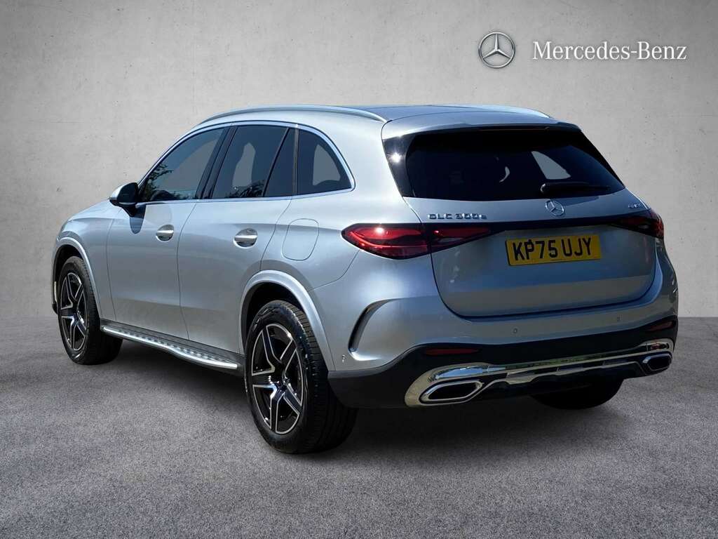 Mercedes-Benz GLC Class 300E 4Matic Amg Line 9G-tronic 2025 Silver #4