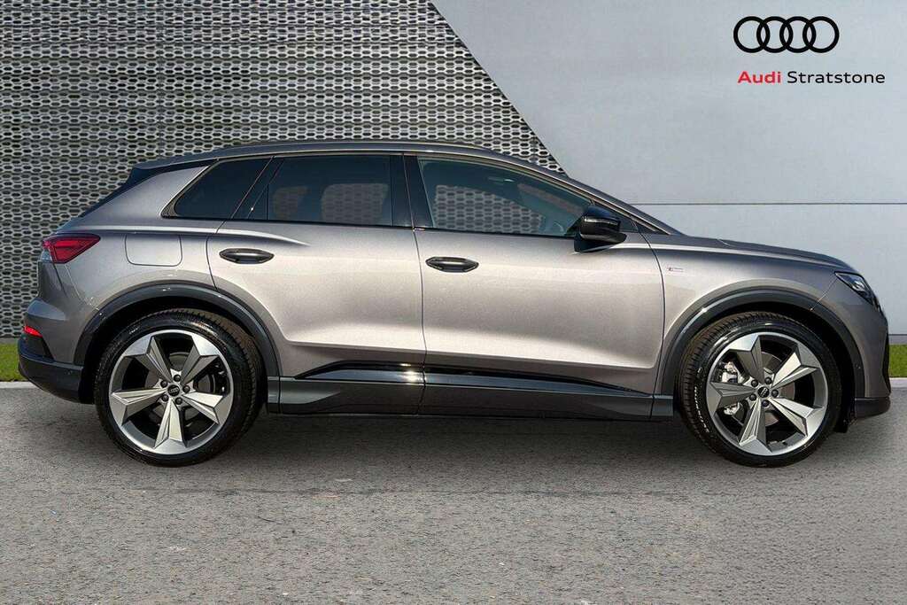 Audi Q4 E Tron 210Kw 45 82Kwh Black Edition 2026 KT26UVL Grey #4