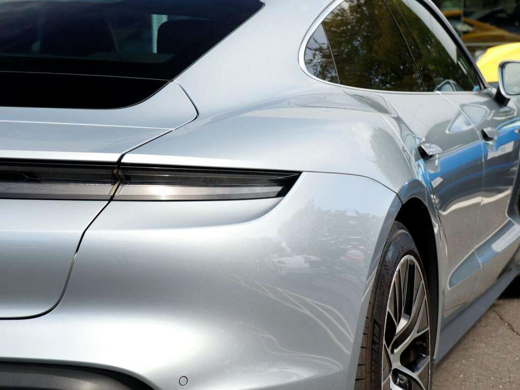 Porsche Taycan 390Kw 4S 79Kwh 22Kw 5 Seat White #26