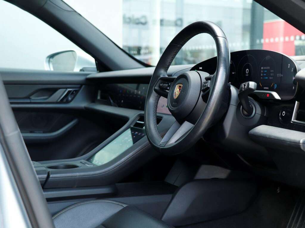Porsche Taycan 390Kw 4S 79Kwh 22Kw 5 Seat White #11