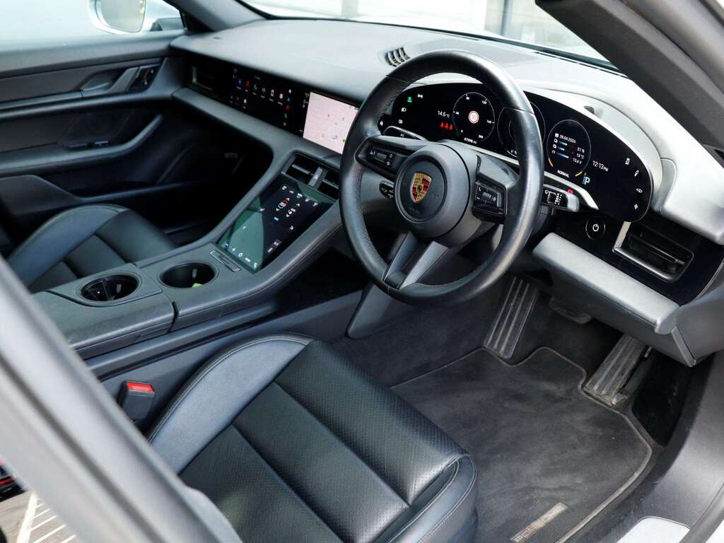 Porsche Taycan 390Kw 4S 79Kwh 22Kw 5 Seat White #10